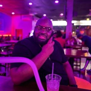 Meet your Posher, Maurice